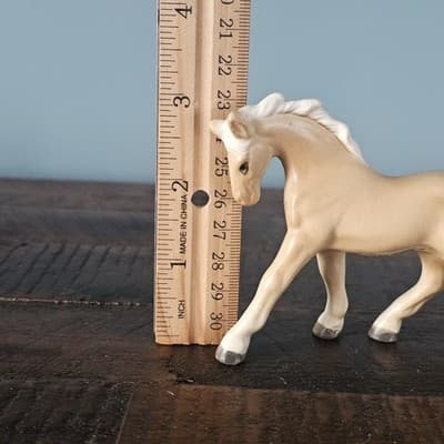 Pale Prancing Palomino Horse Pony Figurine Victoria Ceramics 3" Tall - Thumbnail 9