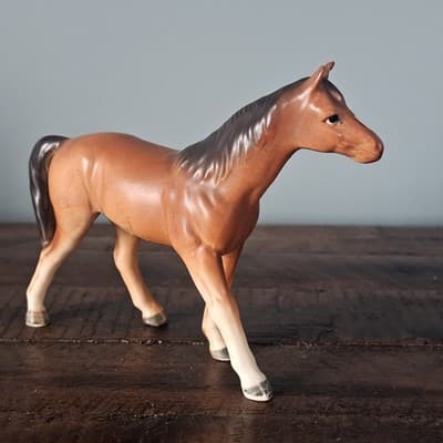Vintage Small Bay Horse Figurine Napcoware C597 4.25" Tall - Thumbnail 3