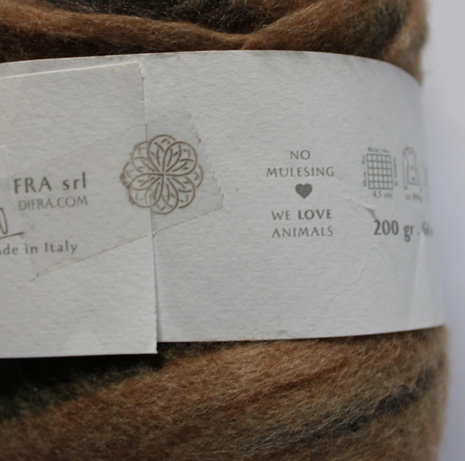 Gedifra Molto Grande 100% Virgin Wool Copper brown with red green 200gr 60m - Thumbnail 3
