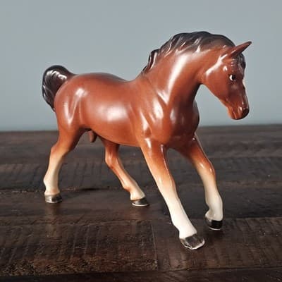 Red Bay Horse Pony Figurine Small 4" Tall Vintage - Thumbnail 3