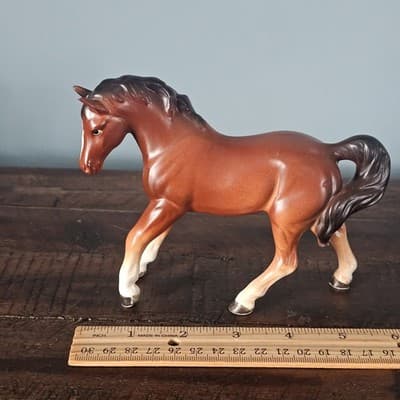 Red Bay Horse Pony Figurine Small 4" Tall Vintage - Thumbnail 9