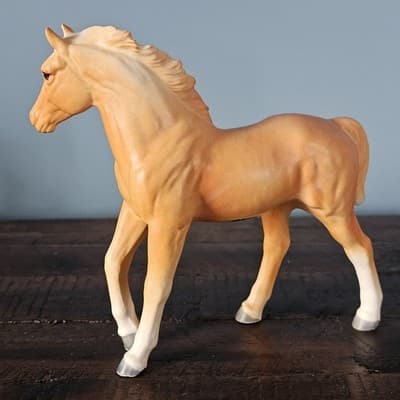 Palomino Butterscotch Horse Foal Pony Figurine Norcrest 6" Tall Vintage - Thumbnail 3