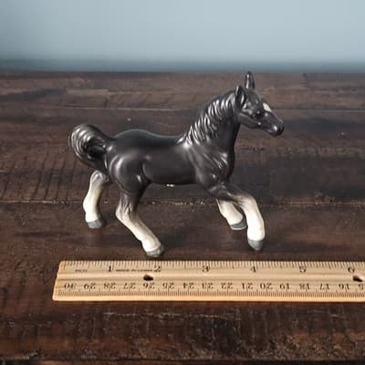 Vintage Small Horse Figurine Black with White Socks 4" Tall E325 - Thumbnail 10