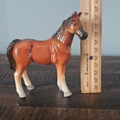 Small Vintage Horse Figurine Bay Bone China 4" Tall Mid Century - Thumbnail 7