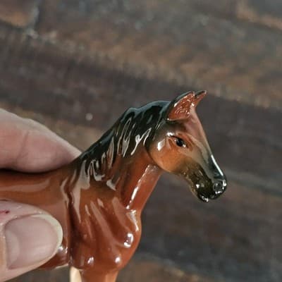 Small Vintage Horse Figurine Bay Bone China 4" Tall Mid Century - Thumbnail 10