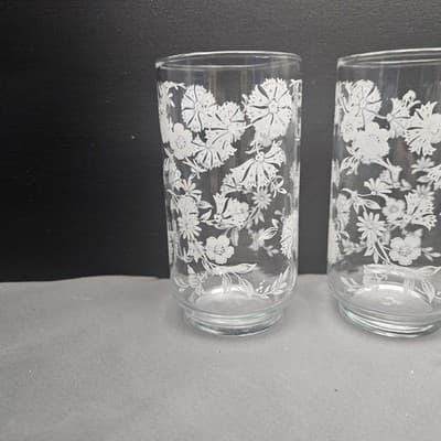 3 Vintage Libbey Glasses Clear with White Flowers 12oz. - Thumbnail 3