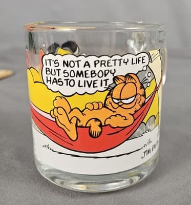Vintage 1978 Garfield McDonald’s Glass Mug “It’s Not a Pretty Life” Jim Davis - Thumbnail 2