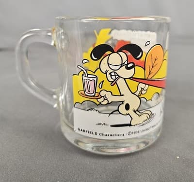 Vintage 1978 Garfield McDonald’s Glass Mug “It’s Not a Pretty Life” Jim Davis - Thumbnail 4