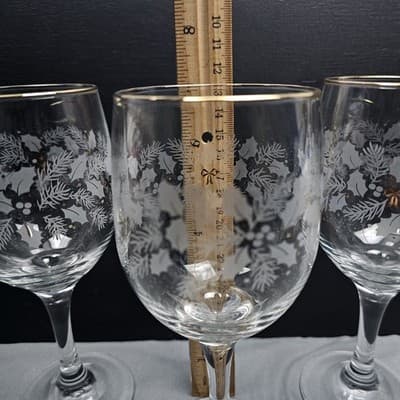 3 Vintage Libbey USA Christmas Holly Berry Gold Bow & Rim Water Wine Glasses 7" - Thumbnail 5