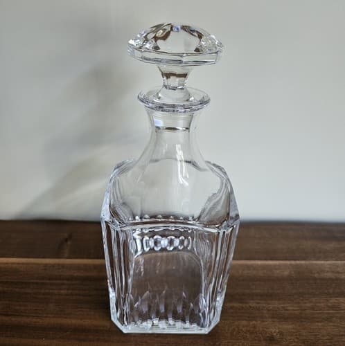 Cut Crystal Liquor Decanter With Glass Stopper - Thumbnail 2
