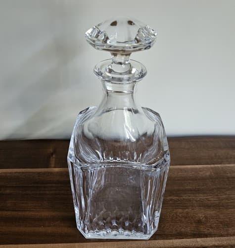 Cut Crystal Liquor Decanter With Glass Stopper - Thumbnail 5