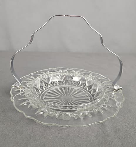 ONEIDA Community Vintage Relish Olive Serving Glass Dish Silver Handle-Rare - Thumbnail 2
