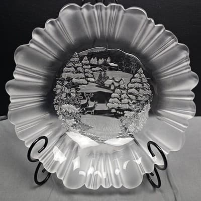 Mikasa Crystal Winter Dreams Glass Centerpiece Bowl 10.5" Deer Cabin Scene - Thumbnail 2