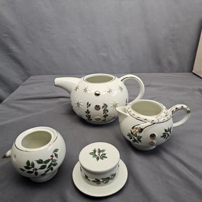 Madison & Max at Home Teapot Set Holly Collection Sugar Creamer Stackable 9" - Thumbnail 3