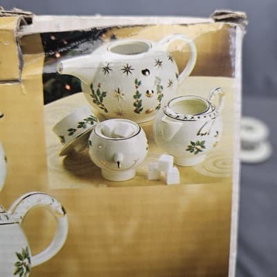 Madison & Max at Home Teapot Set Holly Collection Sugar Creamer Stackable 9" - Thumbnail 15