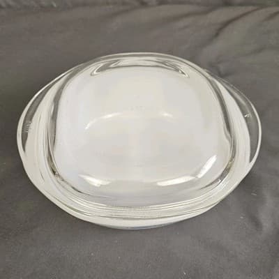 Termocrisa Milk Glass Baking Dish Casserole Blue Flowers w Lid 7.5" x 2.25 Deep - Thumbnail 2