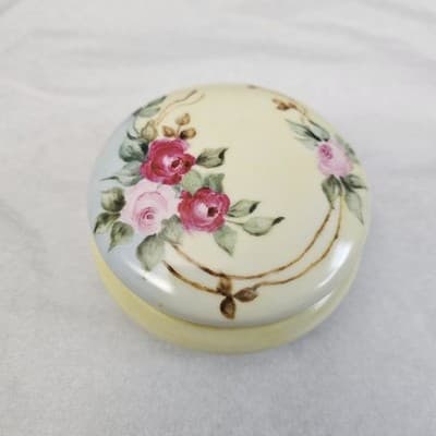 France D&C Hand Painted Porcelain Trinket Box Yellow with Roses 4" Wide