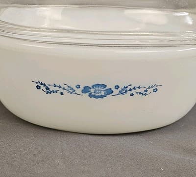 Termocrisa Milk Glass Baking Dish Casserole Blue Flowers w Lid 7.5" x 2.25 Deep - Thumbnail 3