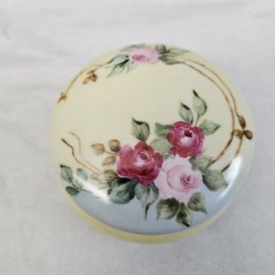France D&C Hand Painted Porcelain Trinket Box Yellow with Roses 4" Wide - Thumbnail 7