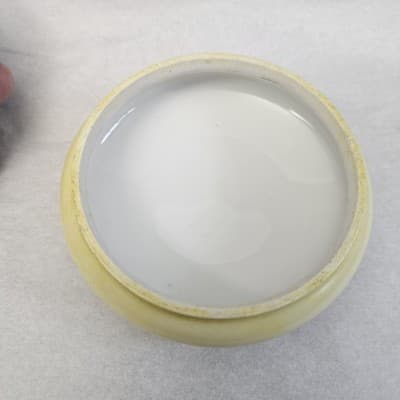 France D&C Hand Painted Porcelain Trinket Box Yellow with Roses 4" Wide - Thumbnail 3