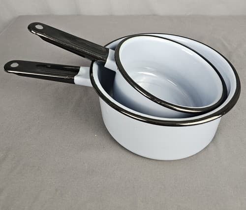 VTG Sauce Pans Blue ENAMELWARE w/ BLACK RIM 2-1/2" & 7" FARMHOUSE POTS Set of 2 - Thumbnail 8