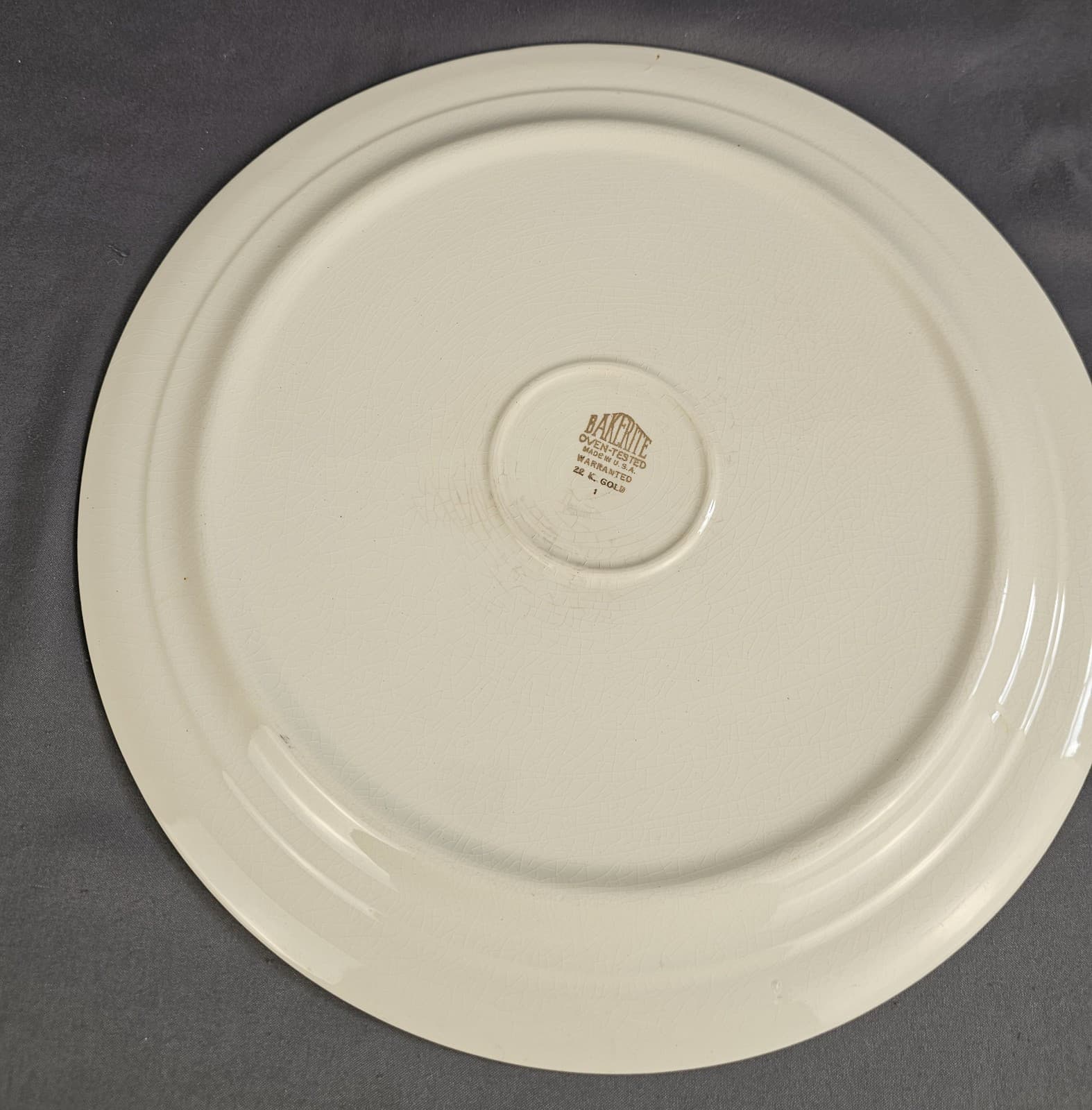 Vintage Harker Bakerite Tulip Round Cake Plate Ceramic 22K Gold Trim - Thumbnail 4
