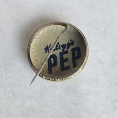 1940s Kellogg's Pinback Button Harold Teen Pep Vintage Cartoon PEP - Thumbnail 2