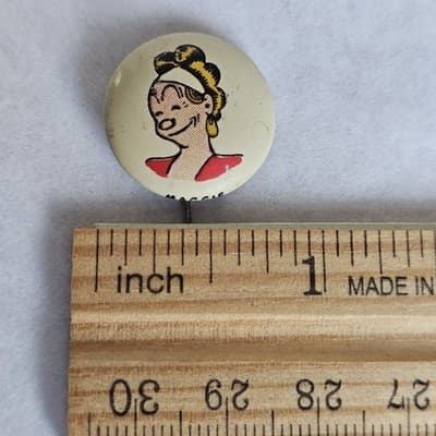 1940s Kellogg's Pinback Button 1946 Maggie Pep Vintage Cartoon PEP - Thumbnail 5