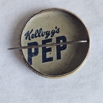 1940s Kellogg's Pinback Button North American B-25 Mitchell Vintage Cartoon PEP - Thumbnail 2