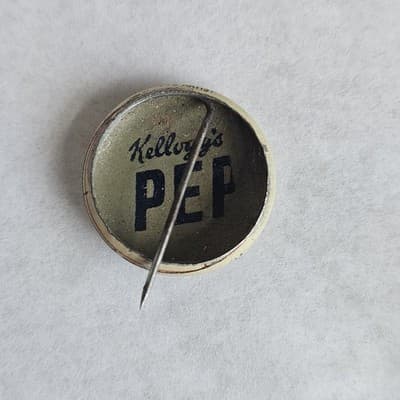 1940s Kellogg's Pinback Button 1946 Warbucks Pep Vintage Cartoon PEP - Thumbnail 2