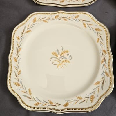Homer Laughlin Eggshell Georgian Wheat Harvest Square Lunch Desrt Plates set/4 - Thumbnail 2
