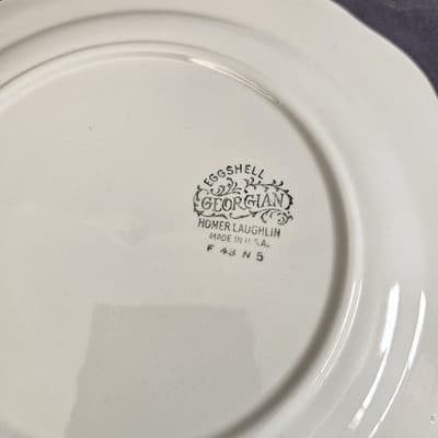 Homer Laughlin Eggshell Georgian Wheat Harvest Square Lunch Desrt Plates set/4 - Thumbnail 4