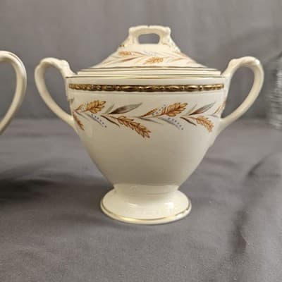 Homer Laughlin Eggshell Georgian Wheat Harvest Cream and Sugar w Lid - Thumbnail 4