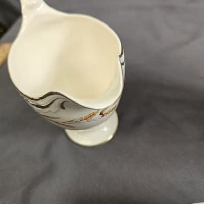Homer Laughlin Eggshell Georgian Wheat Harvest Cream and Sugar w Lid - Thumbnail 11