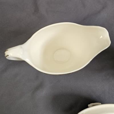 Homer Laughlin Eggshell Georgian Wheat Harvest Cream and Sugar w Lid - Thumbnail 10