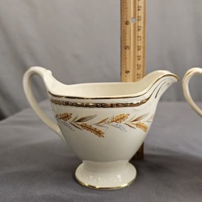 Homer Laughlin Eggshell Georgian Wheat Harvest Cream and Sugar w Lid - Thumbnail 17