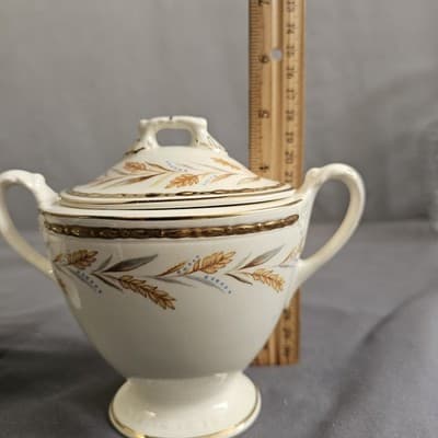 Homer Laughlin Eggshell Georgian Wheat Harvest Cream and Sugar w Lid - Thumbnail 18