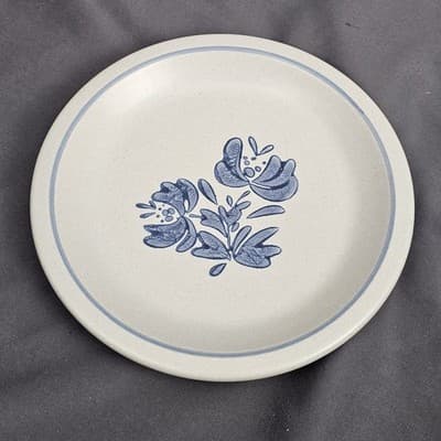 Set of 2 Pfaltzgraff Yorktowne 6 3/4" Salad Bread Dessert Plate Blue Floral USA - Thumbnail 3