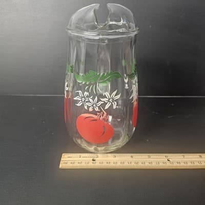 Vtg Anchor Hocking 50’s Clear Glassware Juice Pitcher W/Tomato Design 8"Tall - Thumbnail 5