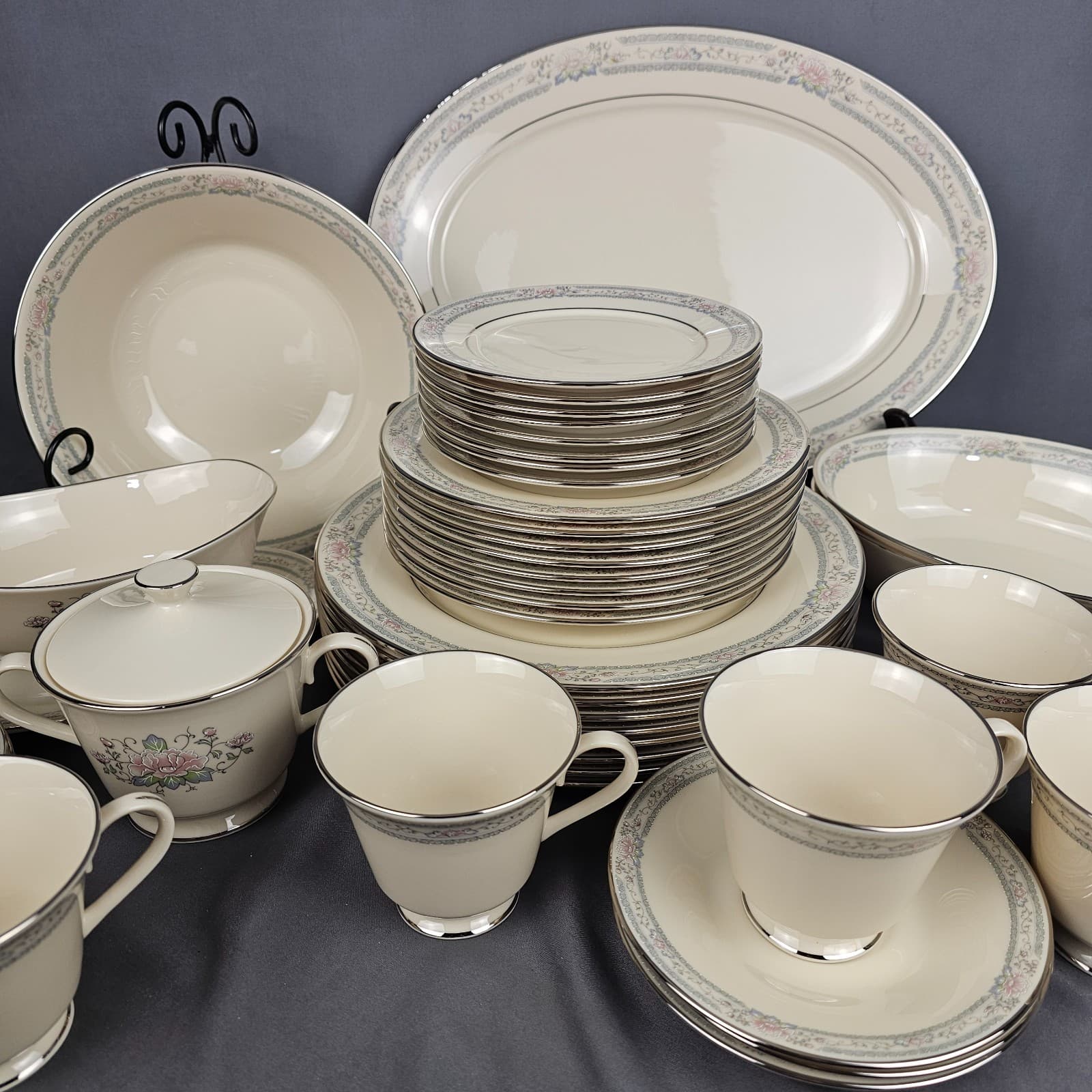 Lenox Charleston Dinnerware by the piece USA Platinum Trim Excellent Condition - Thumbnail 2