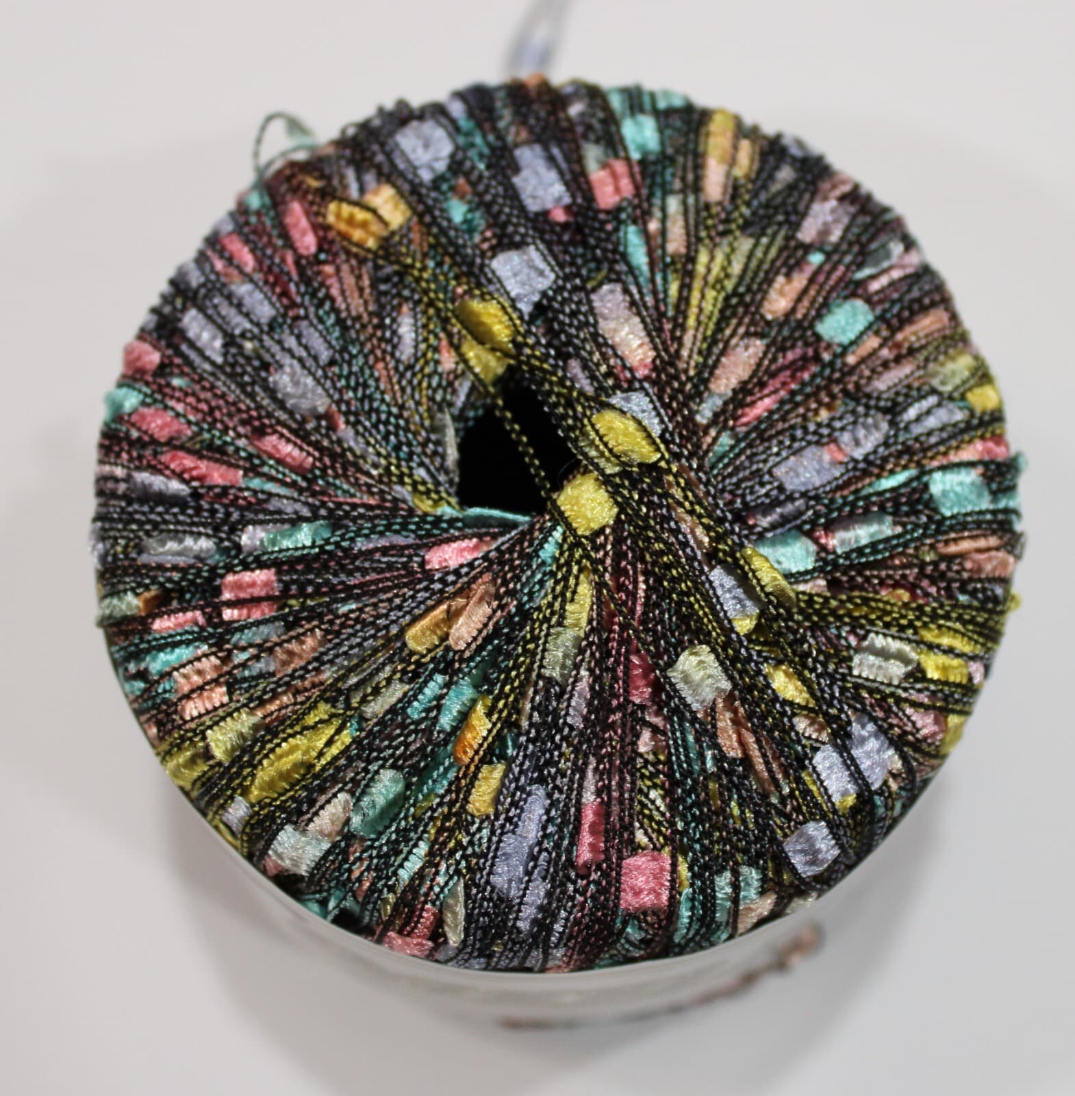 Yarn KFI Dazzle 100% Nylon 25gr, 82yd, Multi Color - Thumbnail 2