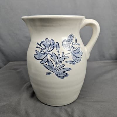 Retired Yorktowne by Pfaltzgraff STONEWARE PITCHER 64 Ounces Blue Floral 8" Tall - Thumbnail 2