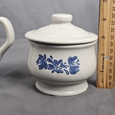 Vintage Pfaltzgraf Yorktowne Stoneware Cream and Sugar Set With Lid Blue Floral - Thumbnail 17