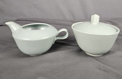 Homer Laughlin Celadon Green Ceramic Creamer And Sugar Finial Handle 1950s - Thumbnail 5