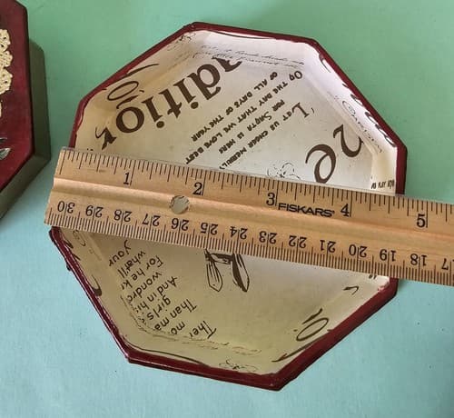 Vintage Decorative Christmas Box Octagon Santa - Thumbnail 6