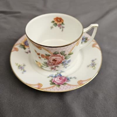 EPIAG Czechoslovakia Bridal Rose (White) 1930s Flat-Bottom Cup & Saucer 5522 - Thumbnail 2