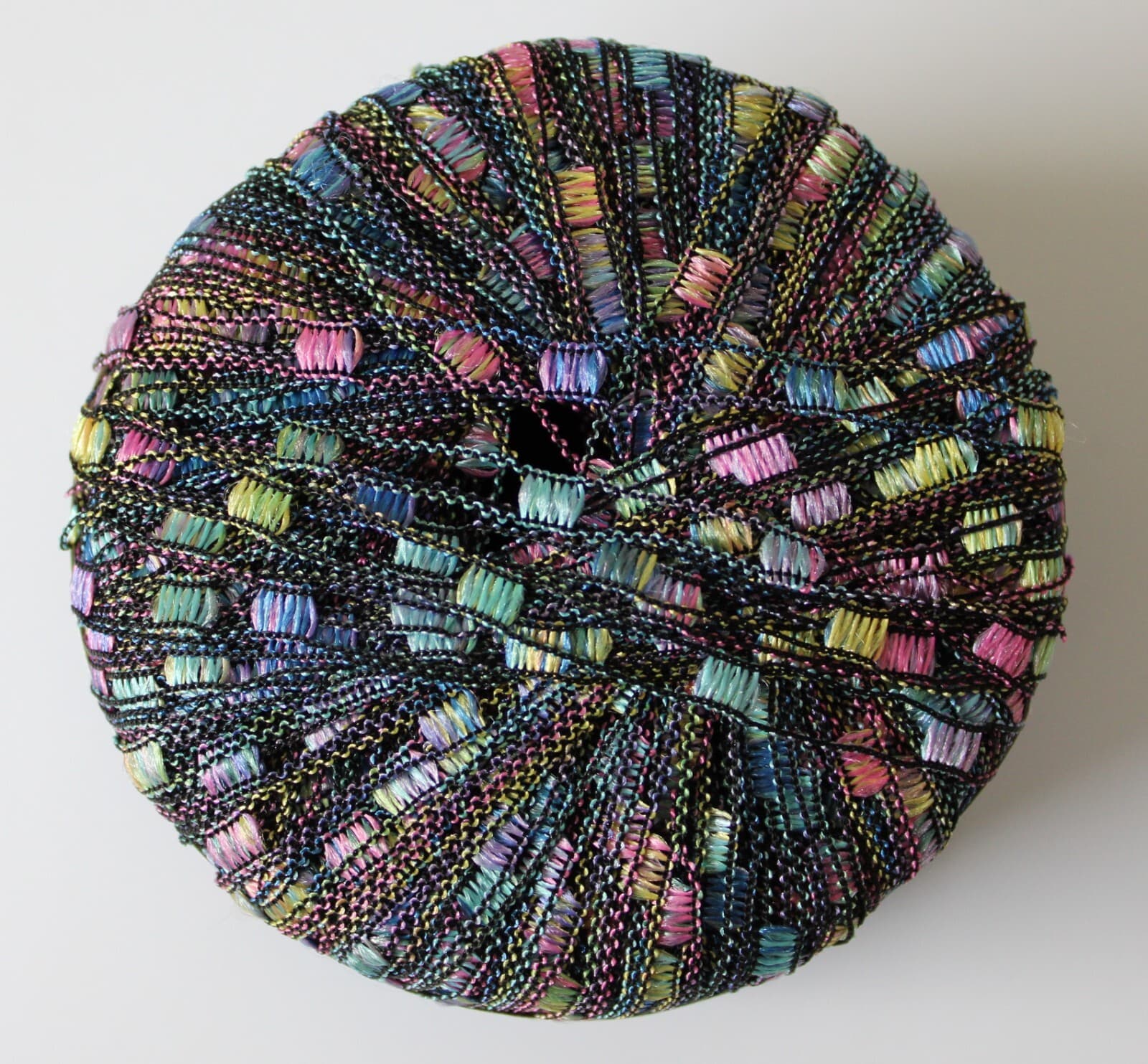 Yarn Athena Euro Yarns, 80% Polyester 20% 25gr. 82yd Color 32 Multi-Color - Thumbnail 2