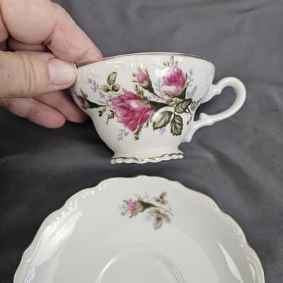 Royal Rose Fine China Luncheon Cup & Saucer Japan Roses Coffee Tea - Thumbnail 5