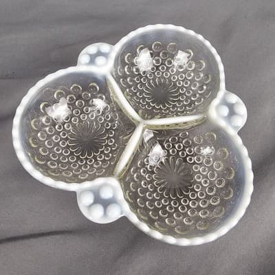 Anchor Hocking Moonstone Opalescent Hobnail 3 Section Divided Condiment Dish - Thumbnail 2