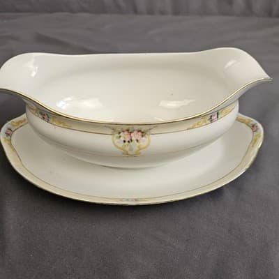Noritake The Vitry Gravy Boat Nippon Hand Painted Floral Gold Trim - Thumbnail 2